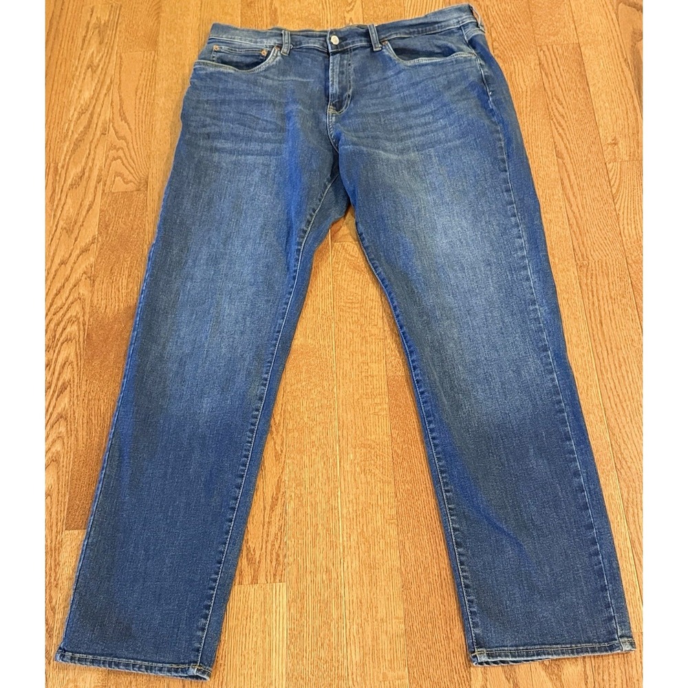 Lucky Brand Jeans Mens 38x34 Blue 221 Straight Leg Denim Medium Wash Casual